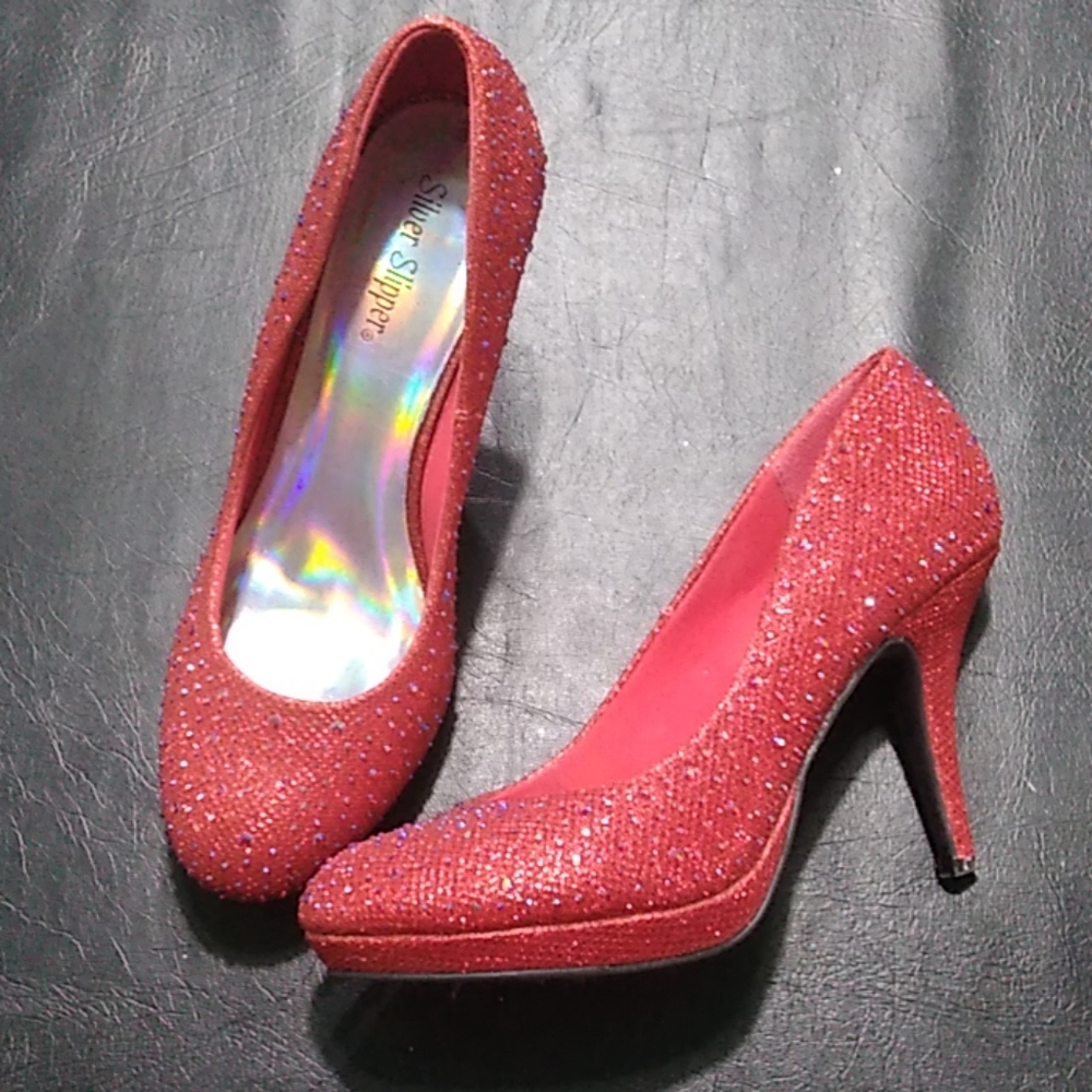 Ruby red 3in heels by silver slippers sz 6.5